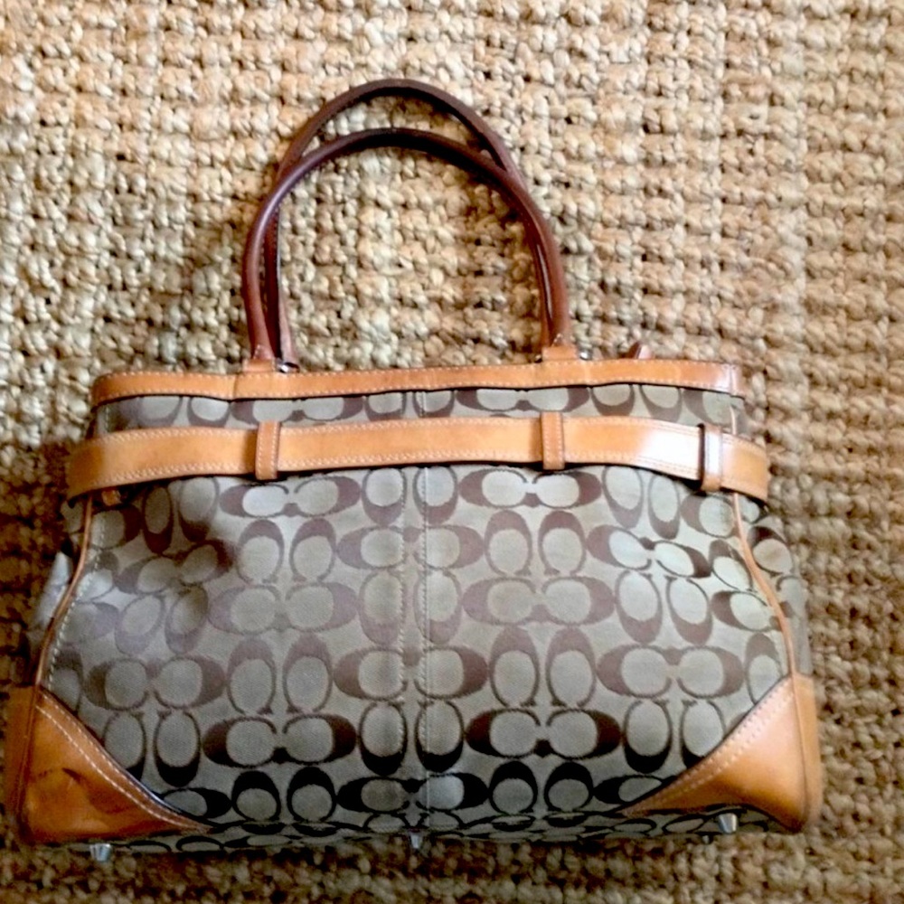 Never used Coach authentic shoulder bag